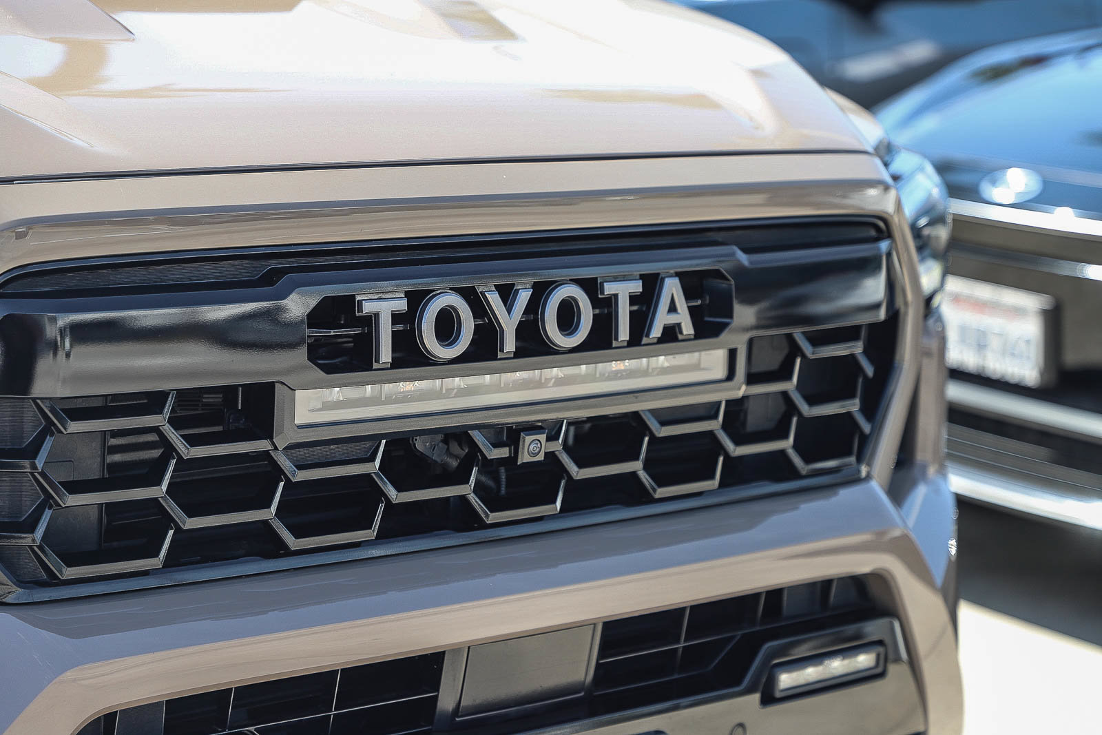Used 2025 Toyota Tacoma TRD Pro AWD/4WD image 5