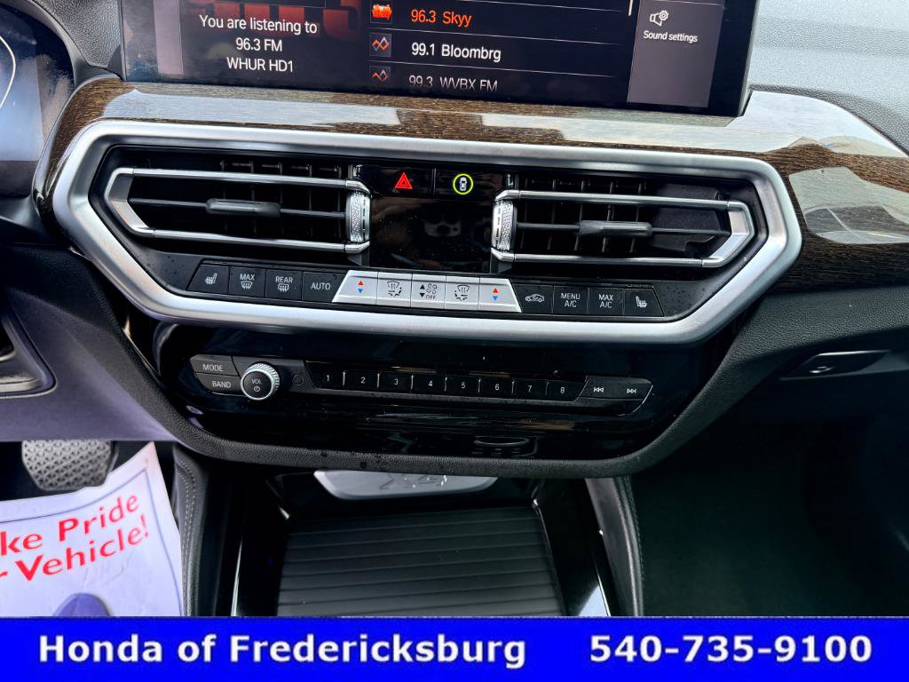 Used 2024 BMW X4 xDrive30i w/ Parking Assistance Package image 35