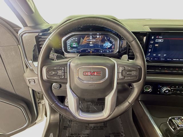 Used 2022 GMC Sierra 1500 SLT w/ SLT Convenience Package AWD/4WD image 11