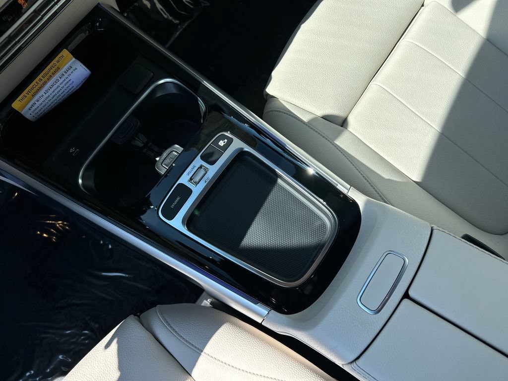 New 2026 Mercedes-Benz GLB 250 4MATIC image 23