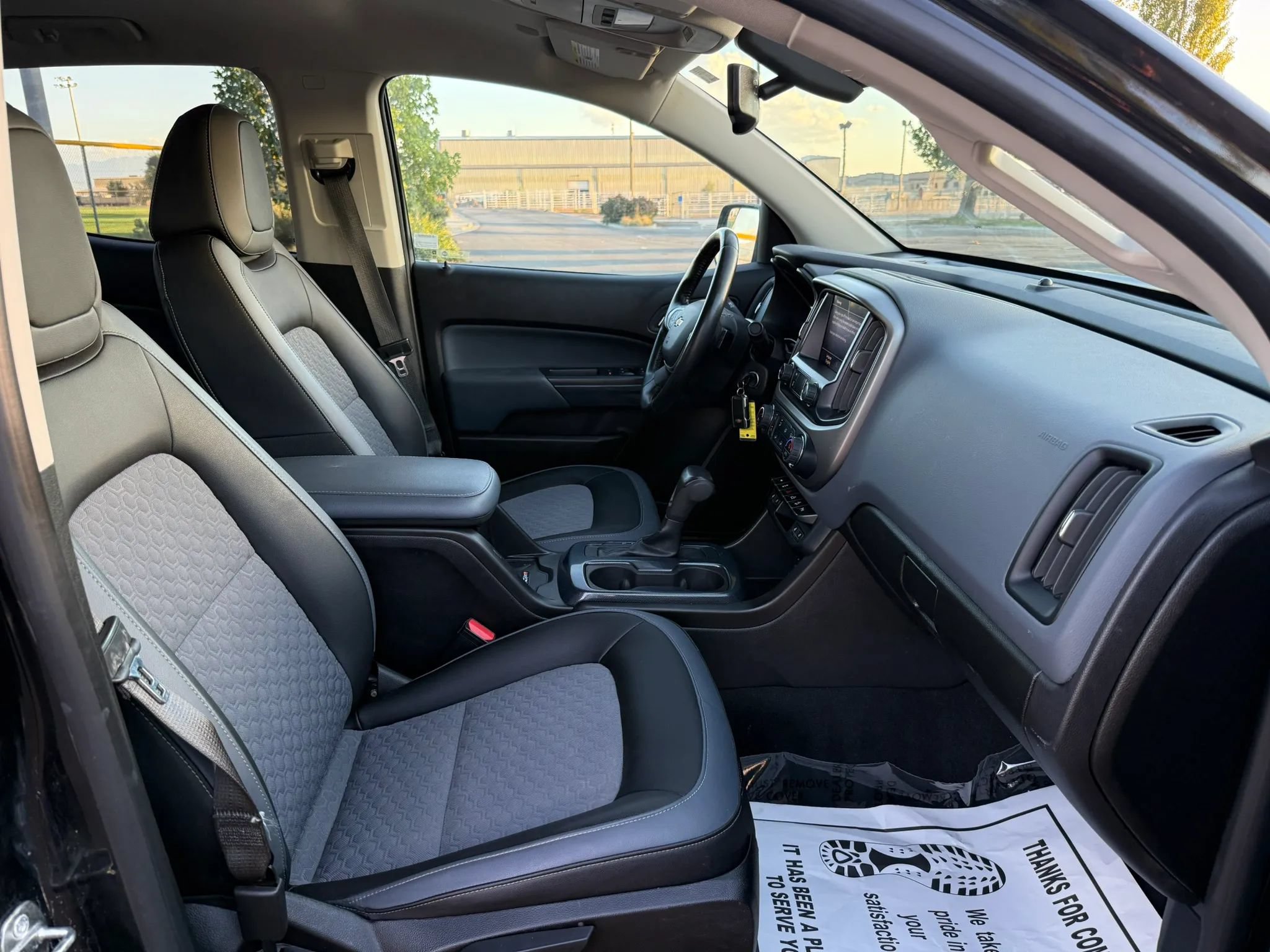 Used 2019 Chevrolet Colorado Z71 AWD/4WD image 18