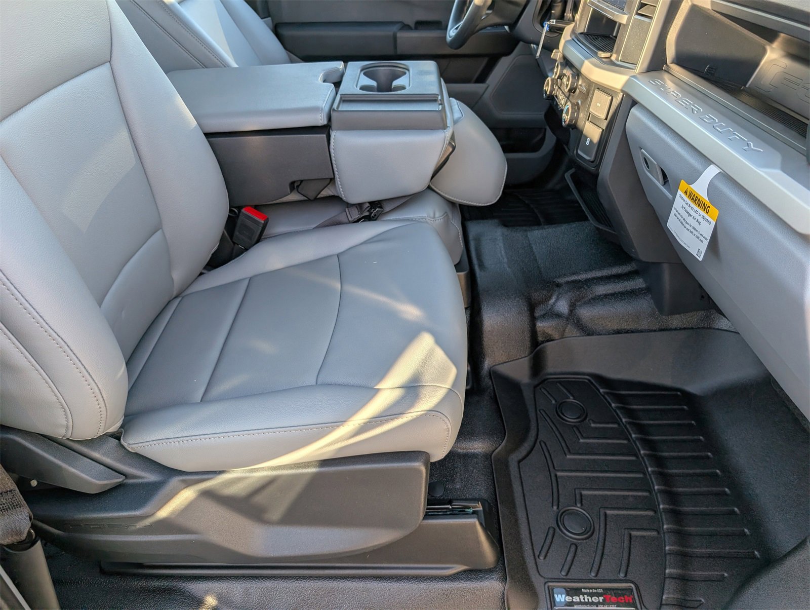 New 2026 Ford F250 XL w/ XL Chrome Package image 24