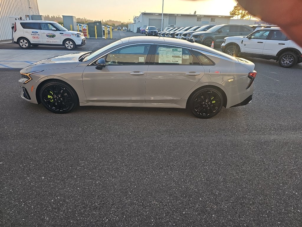 New 2026 Kia K5 GT image 2
