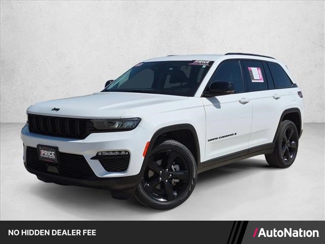 Used 2023 Jeep Grand Cherokee Limited w/ Black Appearance Package AWD/4WD image 1