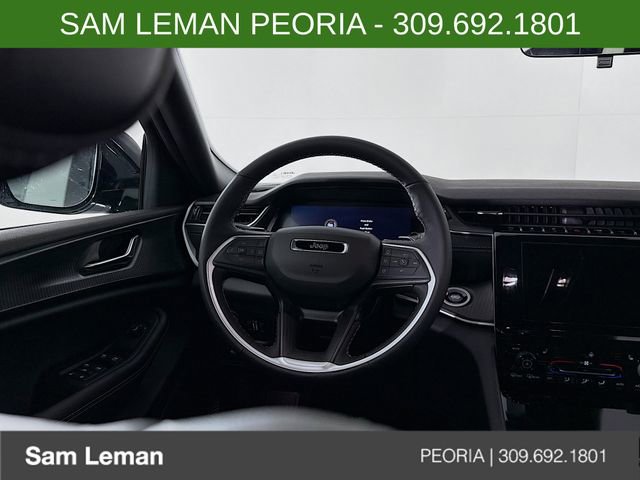 New 2025 Jeep Grand Cherokee L Altitude image 11