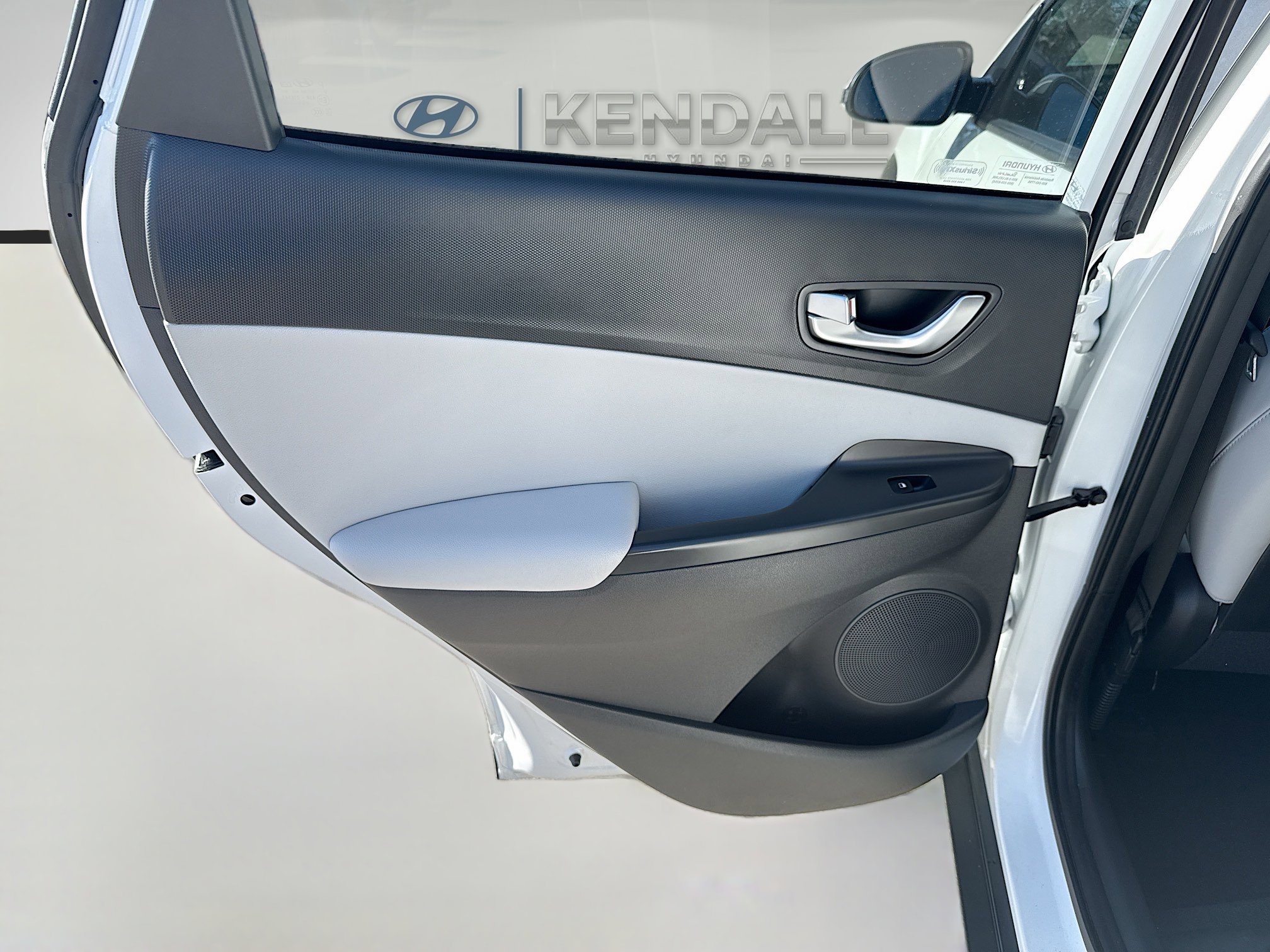 Used 2023 Hyundai Kona Limited w/ Cargo Package image 23