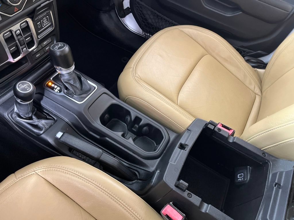 Used 2018 Jeep Wrangler Unlimited Sport S AWD/4WD image 35