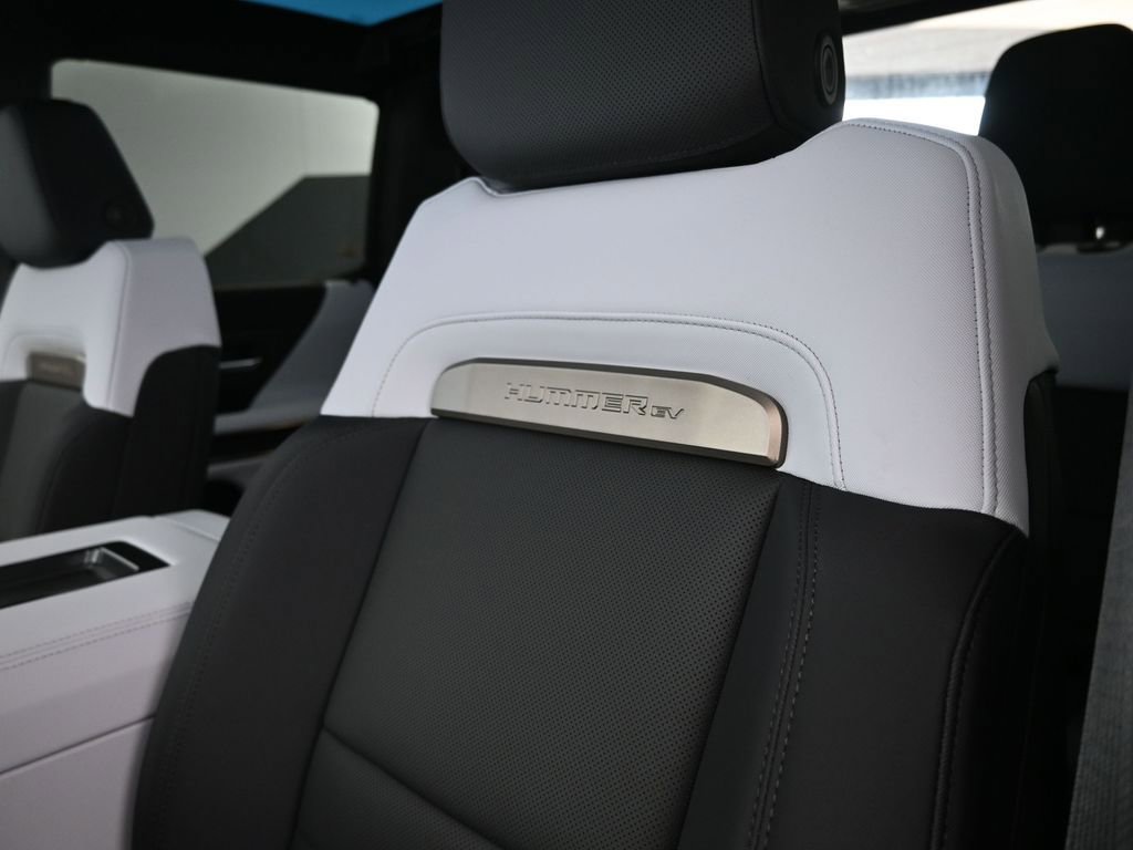 New 2025 GMC Hummer EV 2X AWD/4WD image 17