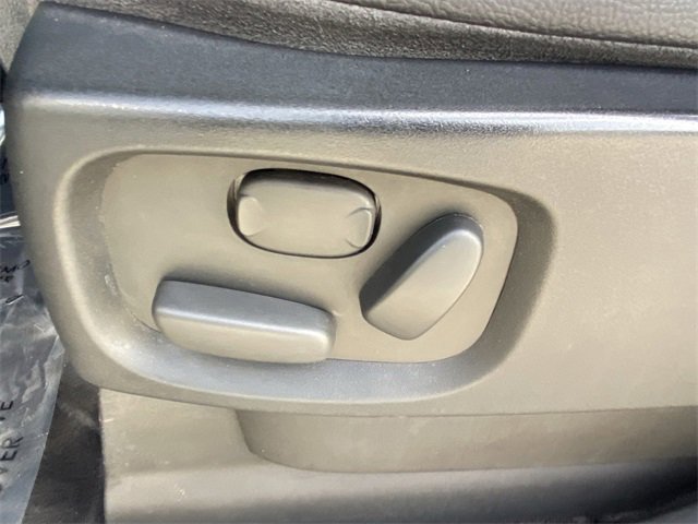 Used 2016 Land Rover LR4 HSE Silver Edition image 7