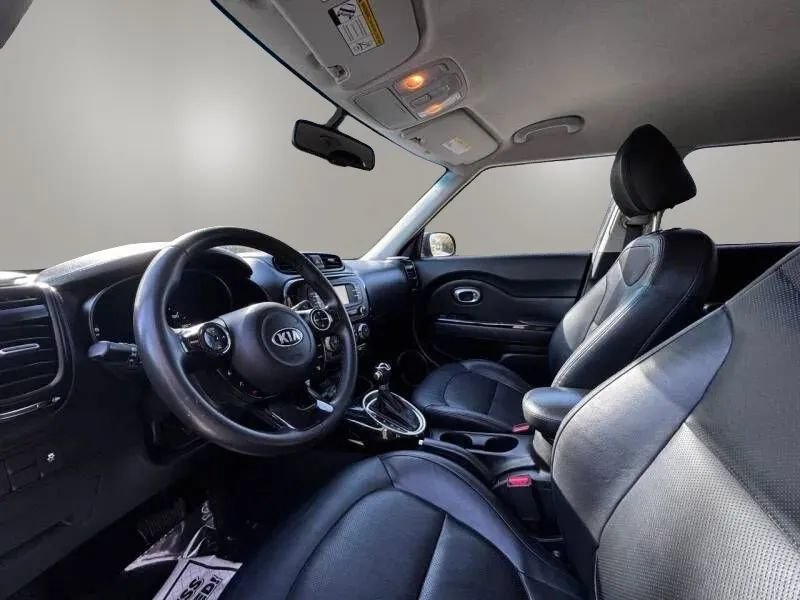 Used 2016 Kia Soul ! FWD image 12