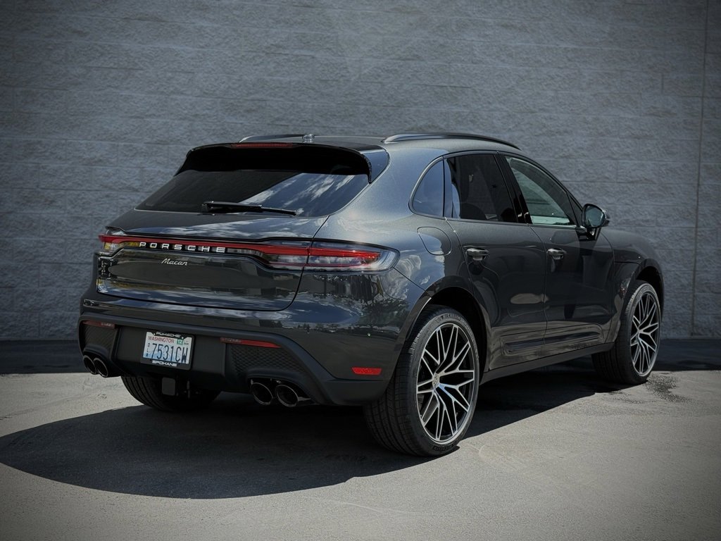 New 2025 Porsche Macan image 9