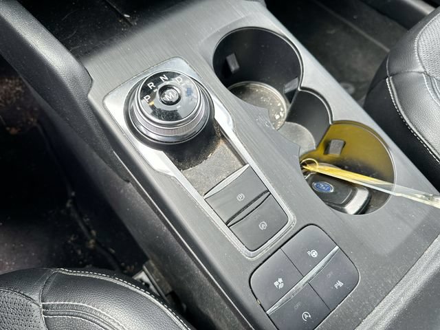 Used 2020 Ford Escape Titanium AWD/4WD image 19