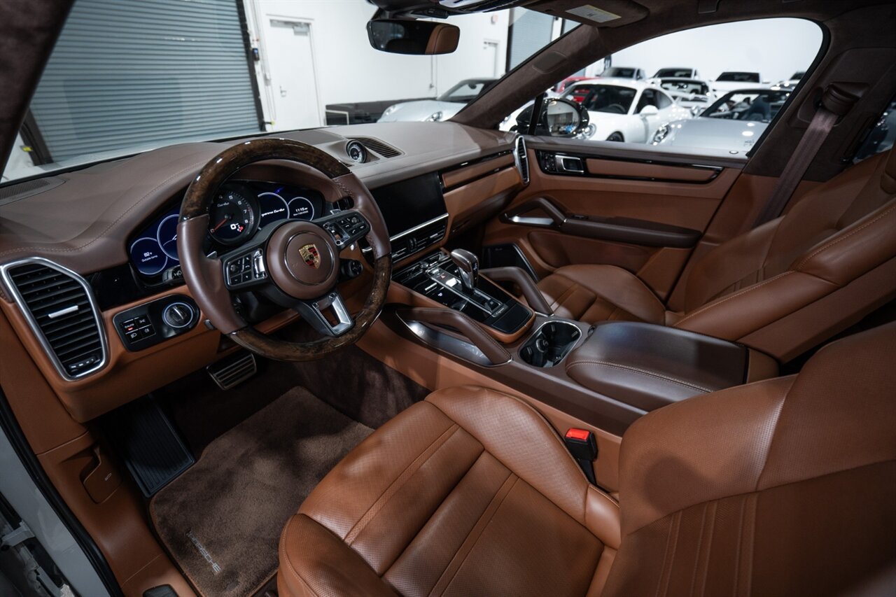 Used 2021 Porsche Cayenne Turbo AWD/4WD image 18