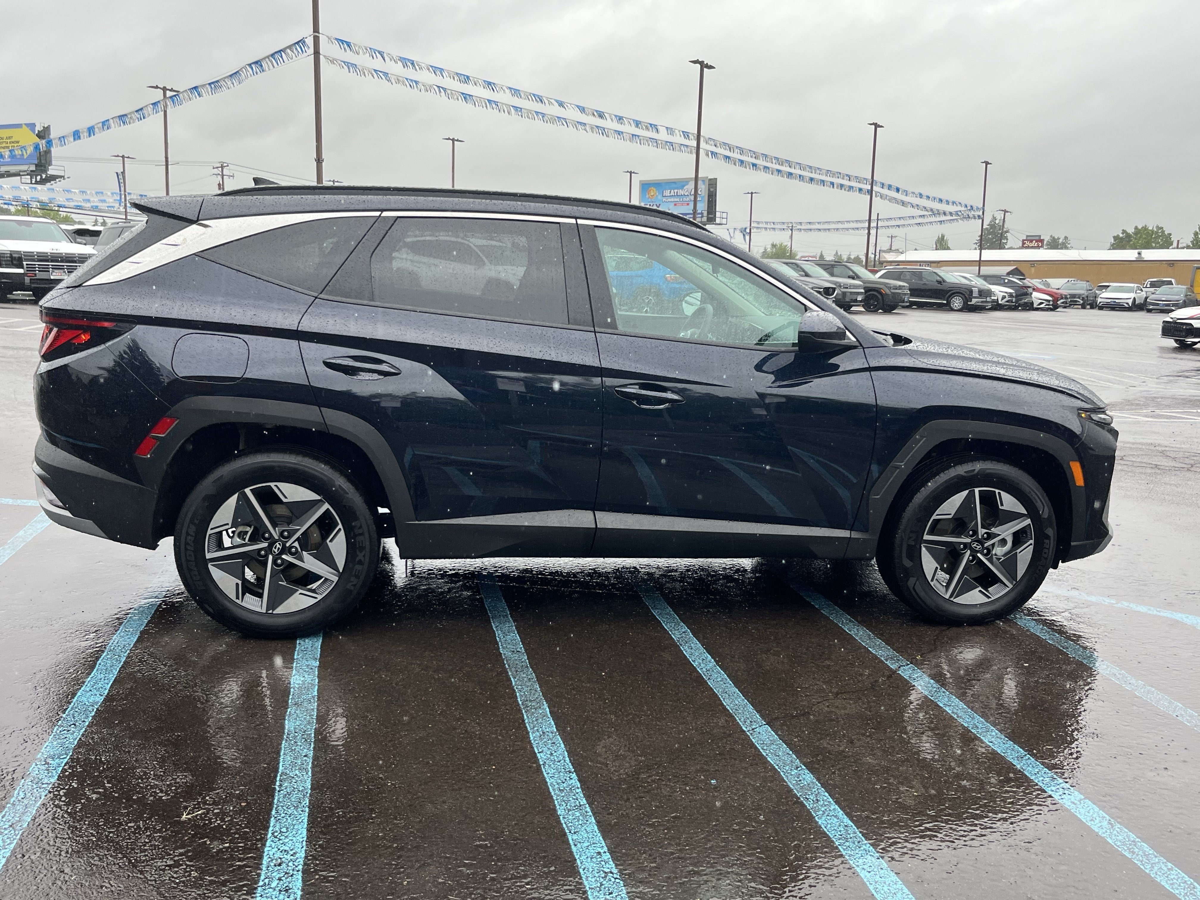 Certified 2025 Hyundai Tucson SEL AWD/4WD image 6