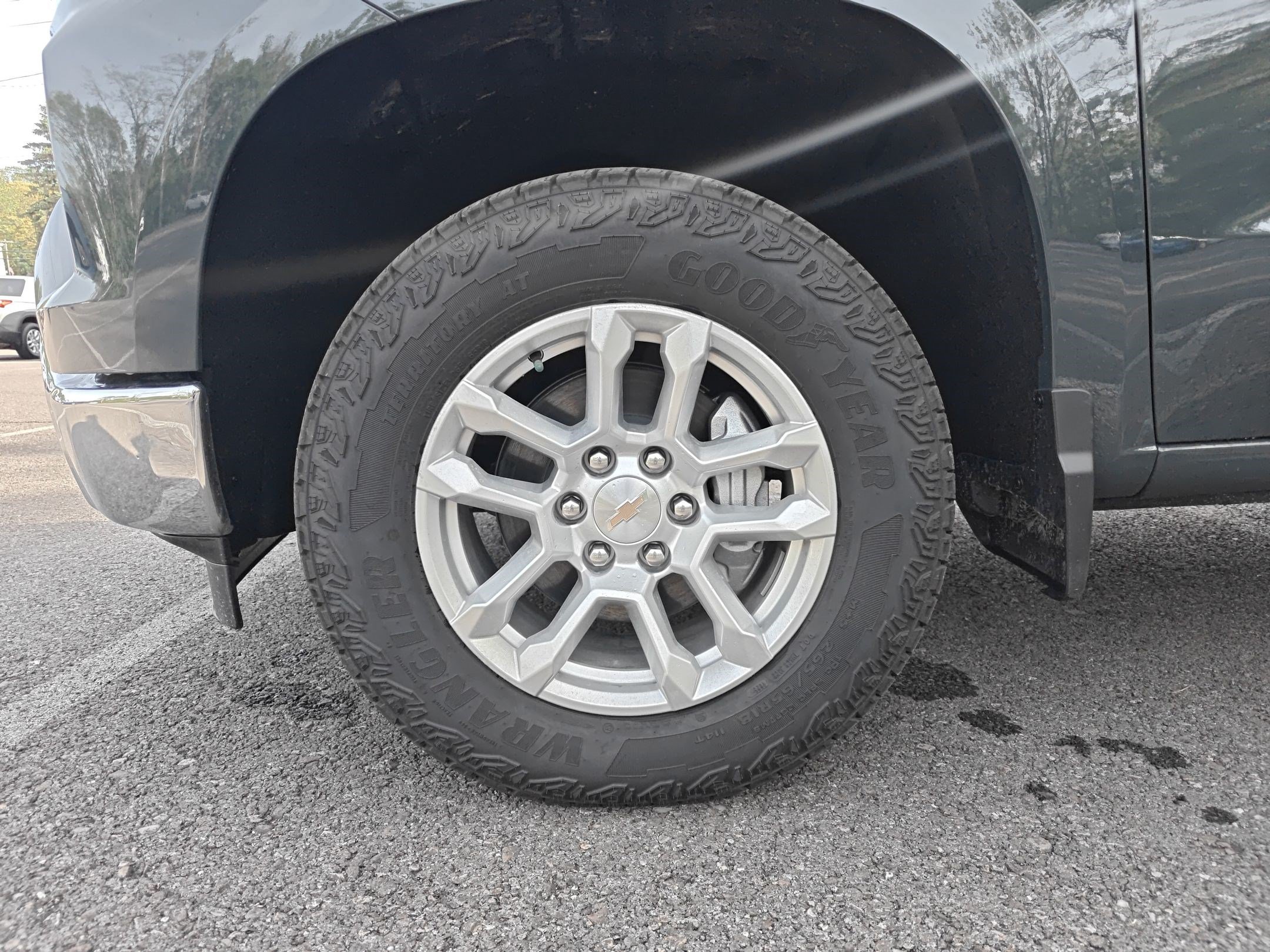 Certified 2026 Chevrolet Silverado 1500 LT AWD/4WD image 12