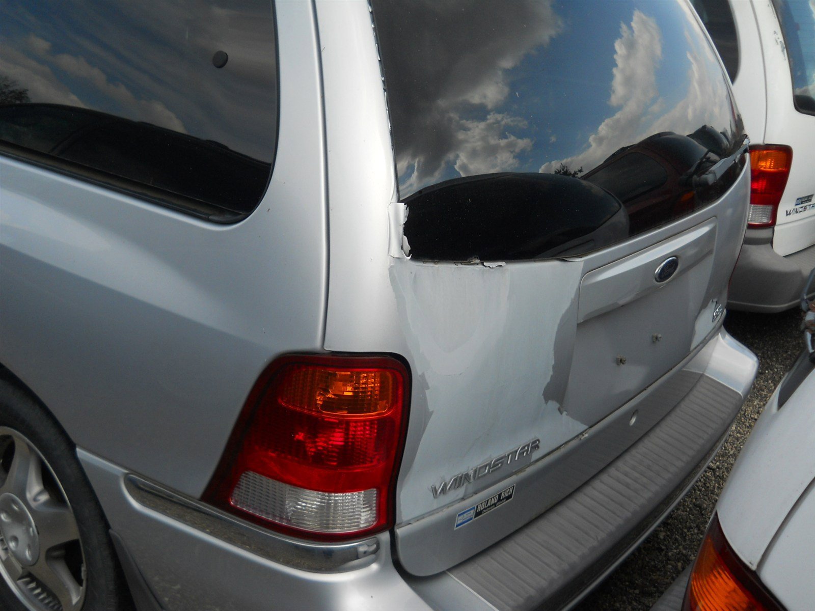 Used 1999 Ford Windstar SEL image 5