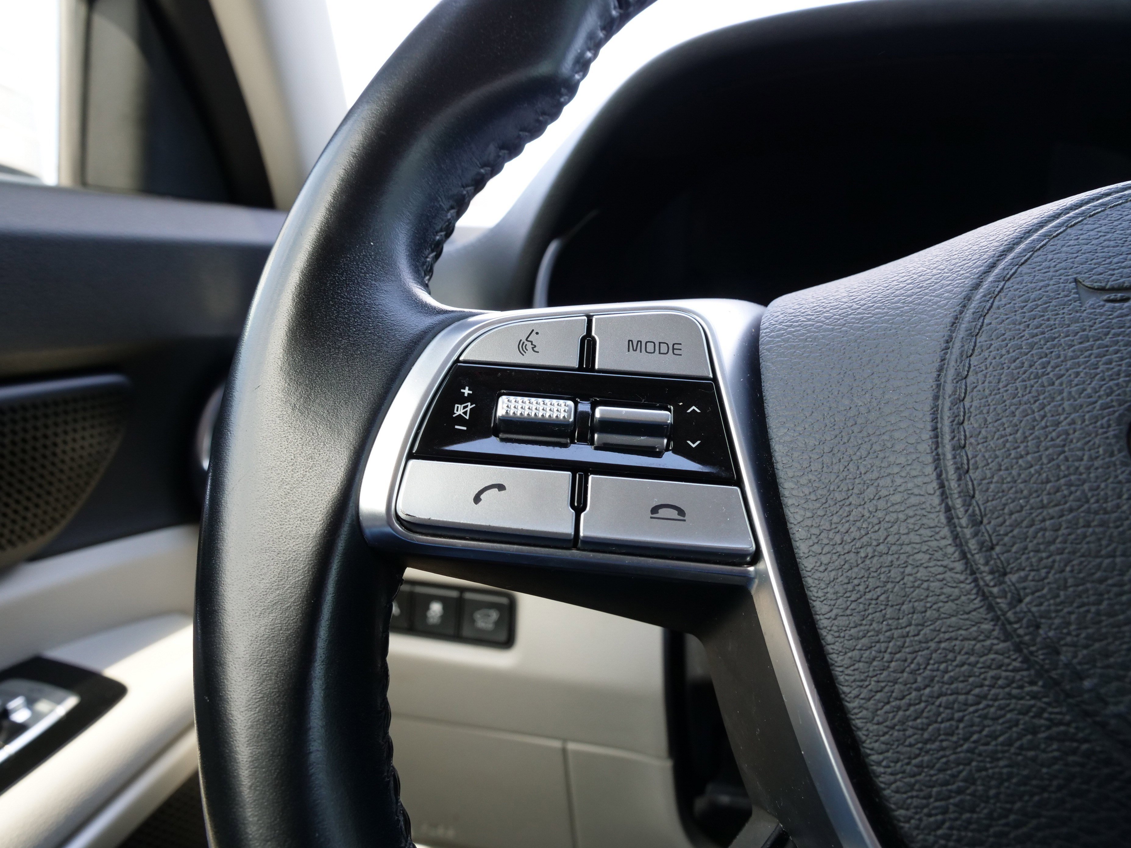 Used 2021 Kia Telluride EX w/ EX Premium Package image 23