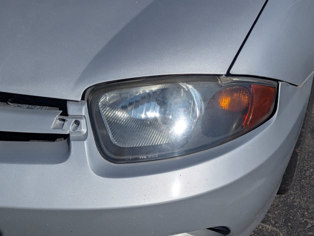 Used 2004 Chevrolet Cavalier Sedan w/ Preferred Equipment Group FWD image 7