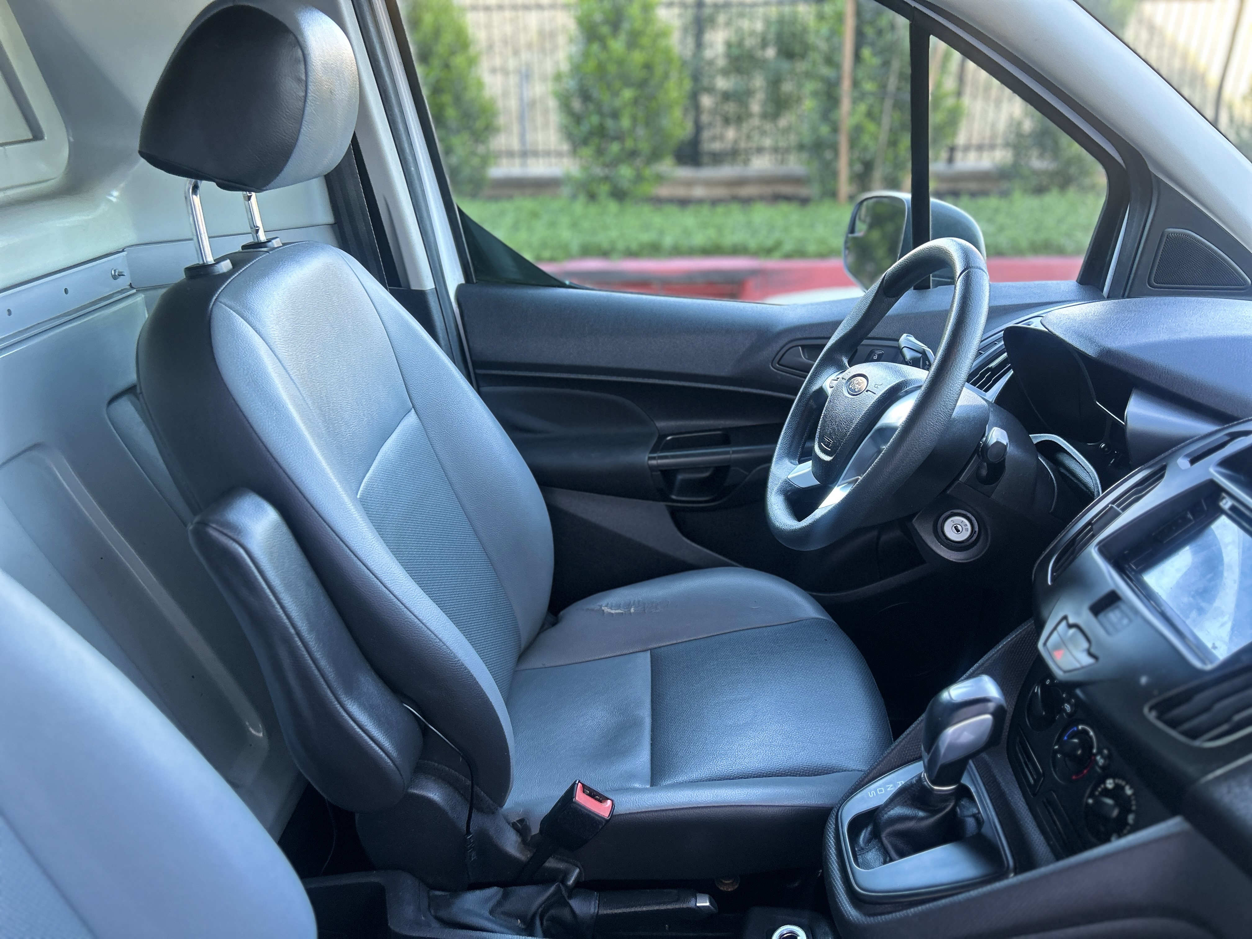 Used 2015 Ford Transit Connect XL FWD image 16