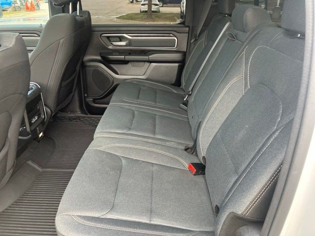 Used 2022 RAM 1500 Big Horn AWD/4WD image 17