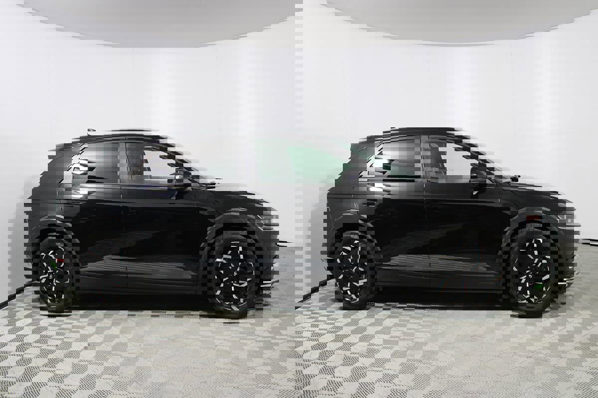 Used 2023 Hyundai Ioniq 5 SE image 37