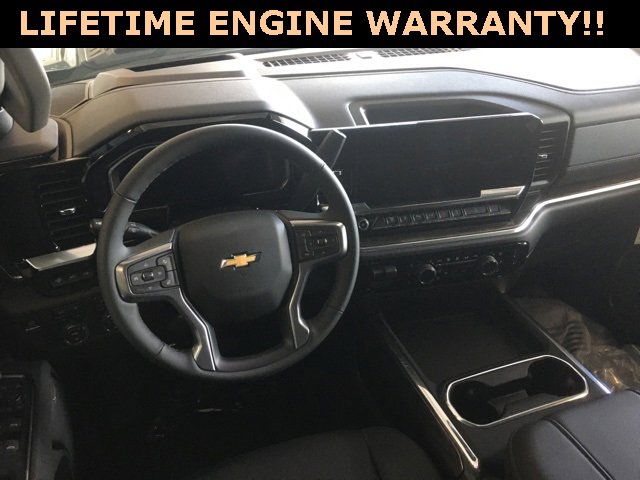 New 2026 Chevrolet Silverado 2500 LTZ w/ LTZ Premium Package image 3
