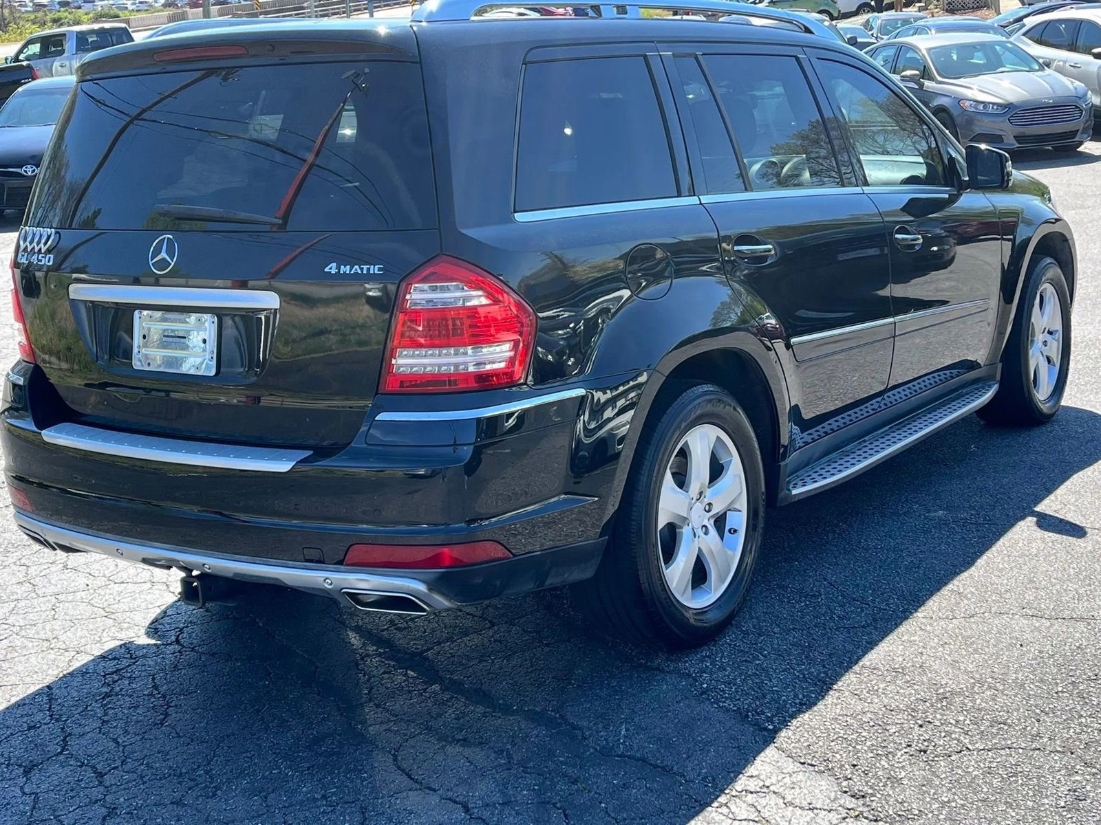Used 2011 Mercedes-Benz GL 450 4MATIC image 7