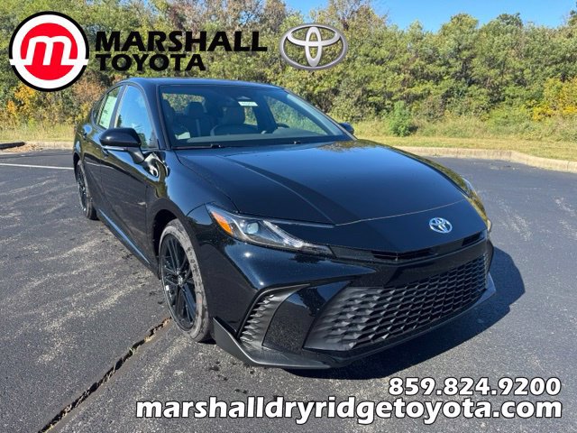 New 2026 Toyota Camry SE FWD image 1