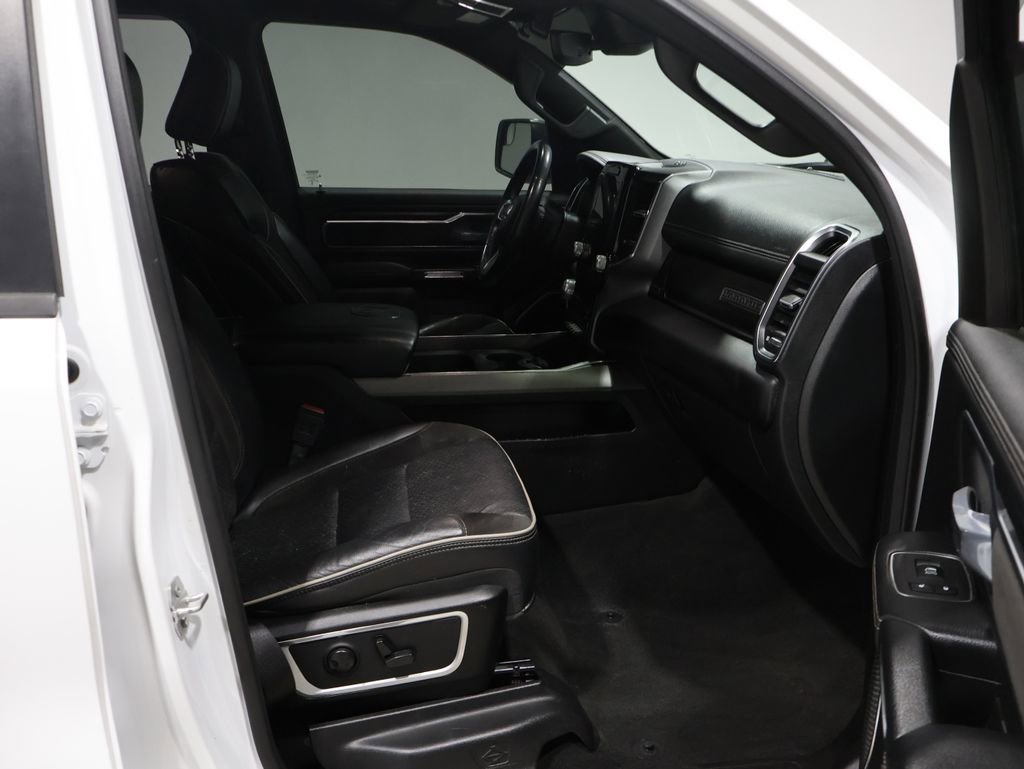 Used 2024 RAM 1500 Laramie image 24