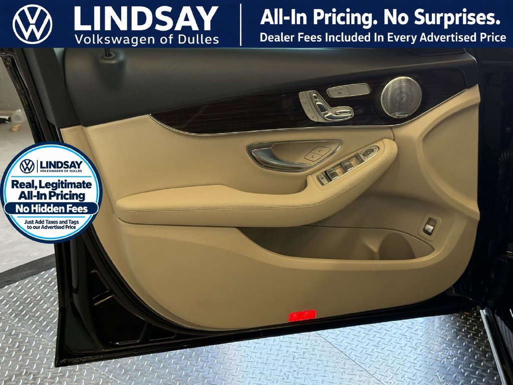 Used 2018 Mercedes-Benz C 300 4MATIC Sedan image 8