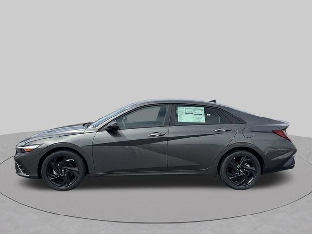 New 2026 Hyundai Elantra SEL Sport Premium FWD image 5