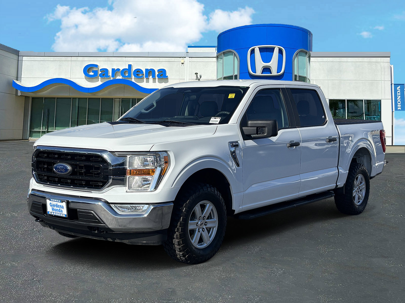 Used 2022 Ford F150 XLT w/ Trailer Tow Package AWD/4WD image 3