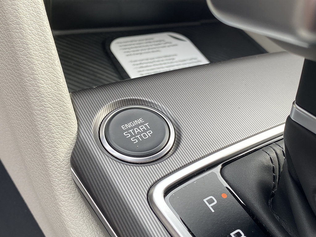 New 2026 Kia Sportage EX FWD image 17