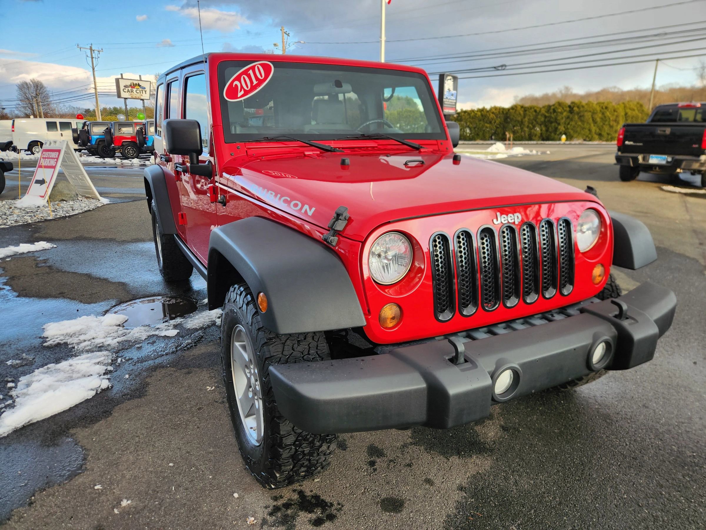 Used 2010 Jeep Wrangler Unlimited Rubicon w/ Trailer Tow Group image 20