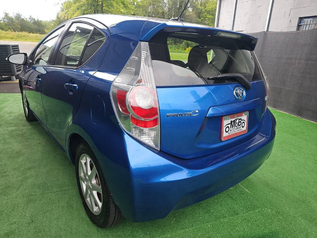 Used 2012 Toyota Prius C Three FWD image 6