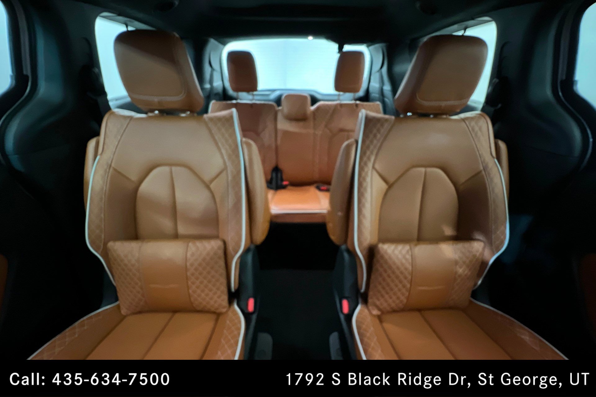 Used 2026 Chrysler Pacifica Pinnacle FWD image 25