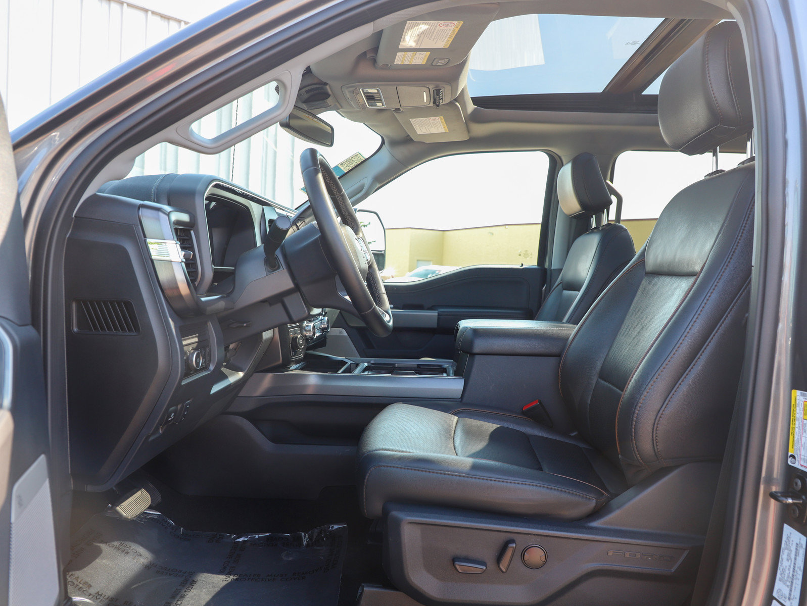 Used 2026 Ford F350 Lariat AWD/4WD image 17