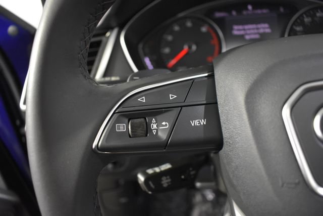 Used 2024 Audi Q5 2.0T Premium w/ Convenience Package AWD/4WD image 16