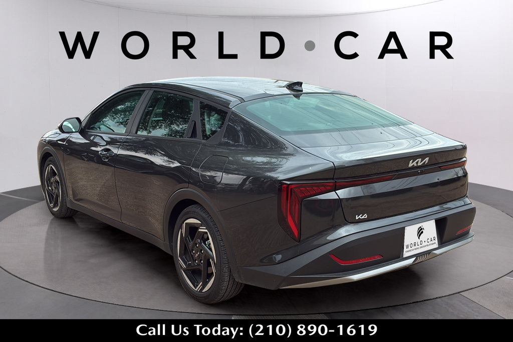 Used 2025 Kia K4 EX FWD image 9