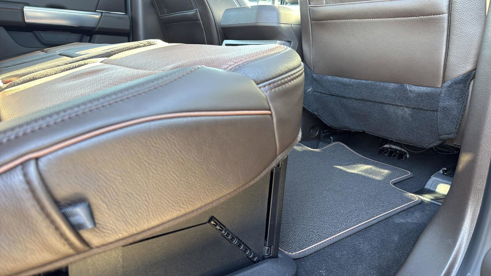 New 2026 Ford F250 King Ranch w/ Tremor Off-Road Package image 28