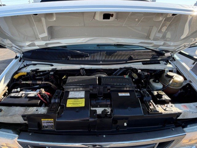 Used 2003 Ford E-450 and Econoline 450 image 29