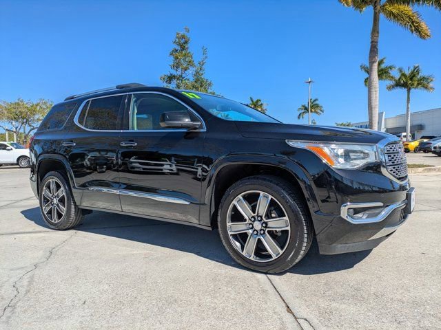 Used 2017 GMC Acadia Denali w/ Technology Package image 2