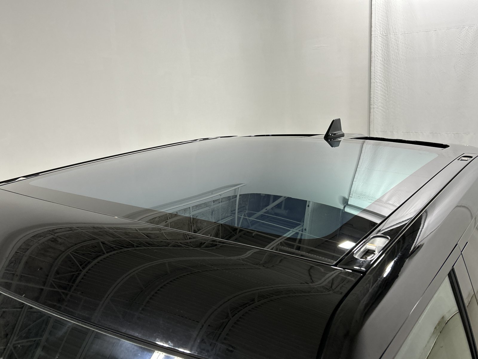 Used 2025 Rivian R1T Adventure AWD/4WD image 13