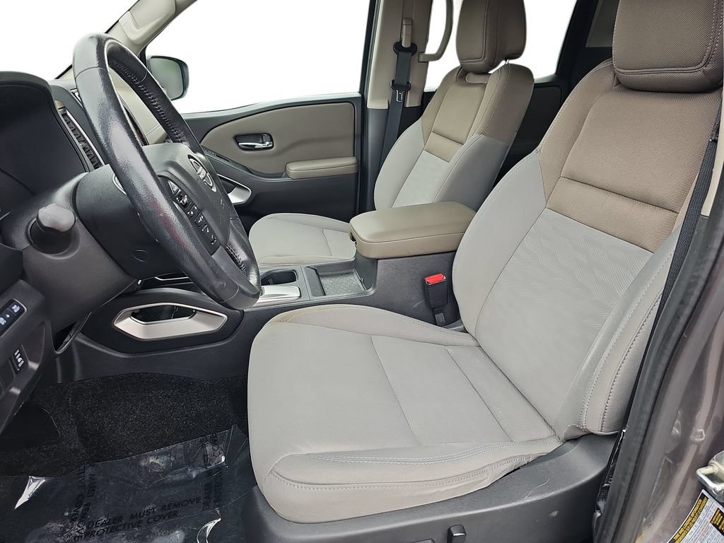 Used 2022 Nissan Frontier SV AWD/4WD image 15