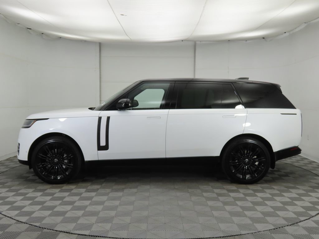 New 2025 Land Rover Range Rover Long Wheelbase SE image 8