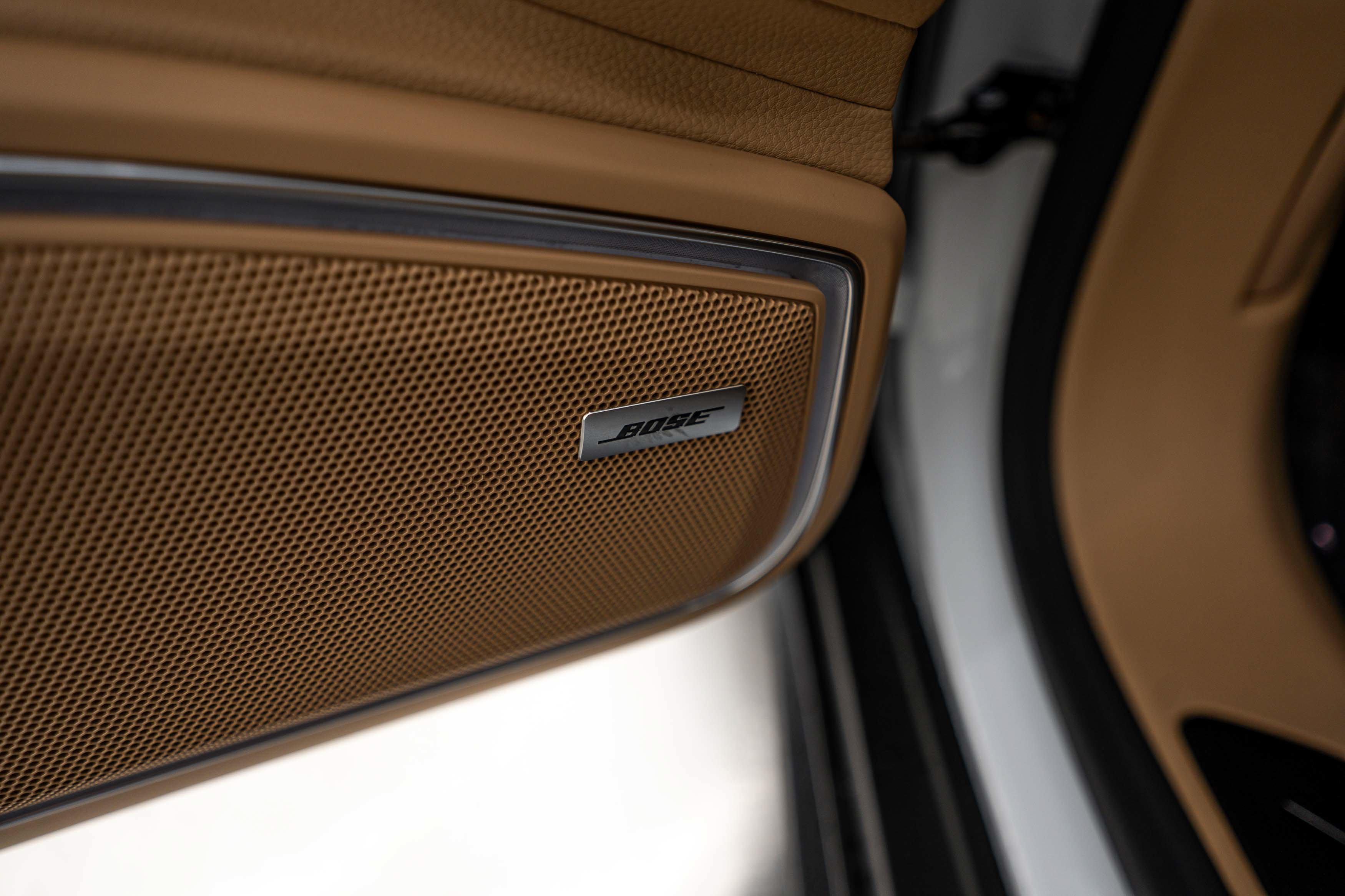Certified 2022 Porsche Panamera 4 Platinum Edition AWD/4WD image 18