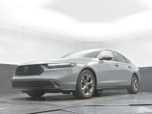 Used 2025 Honda Accord EX-L image 30