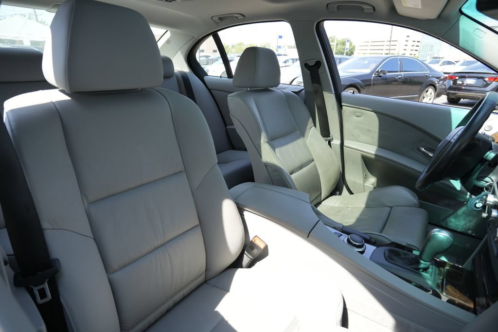 Used 2006 BMW 530xi Sedan AWD/4WD image 28
