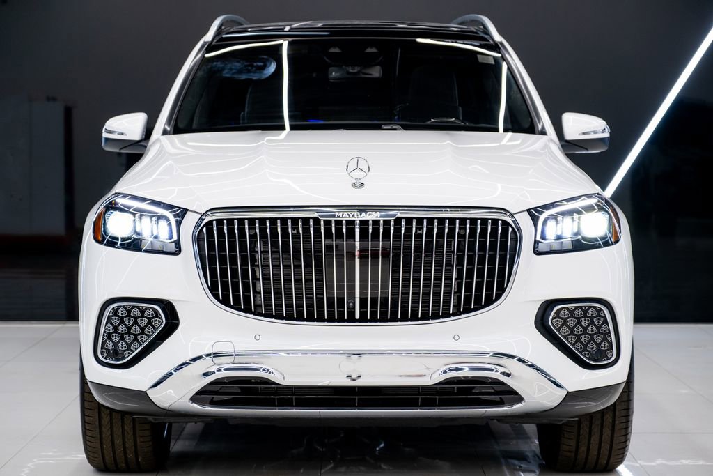 Used 2026 Mercedes-Benz Maybach GLS 600 4MATIC image 2