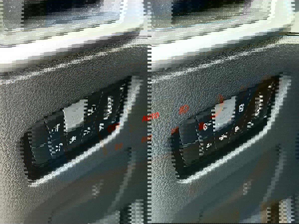 Used 2021 BMW 440i xDrive Coupe w/ Premium Package image 10